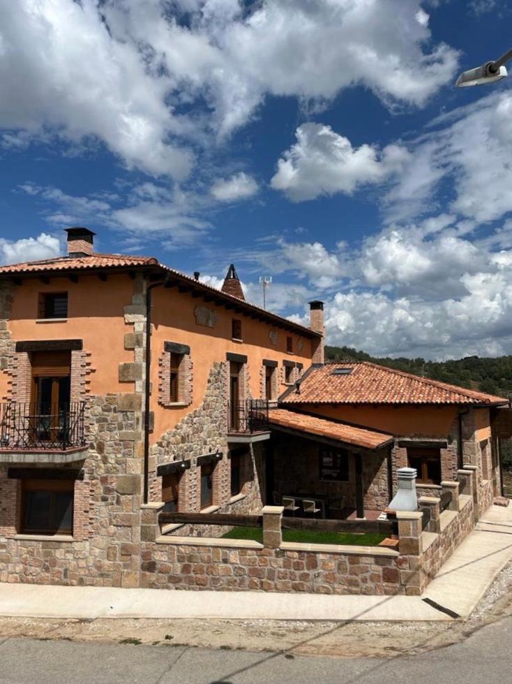La Traviesa De La Demanda Holiday home *