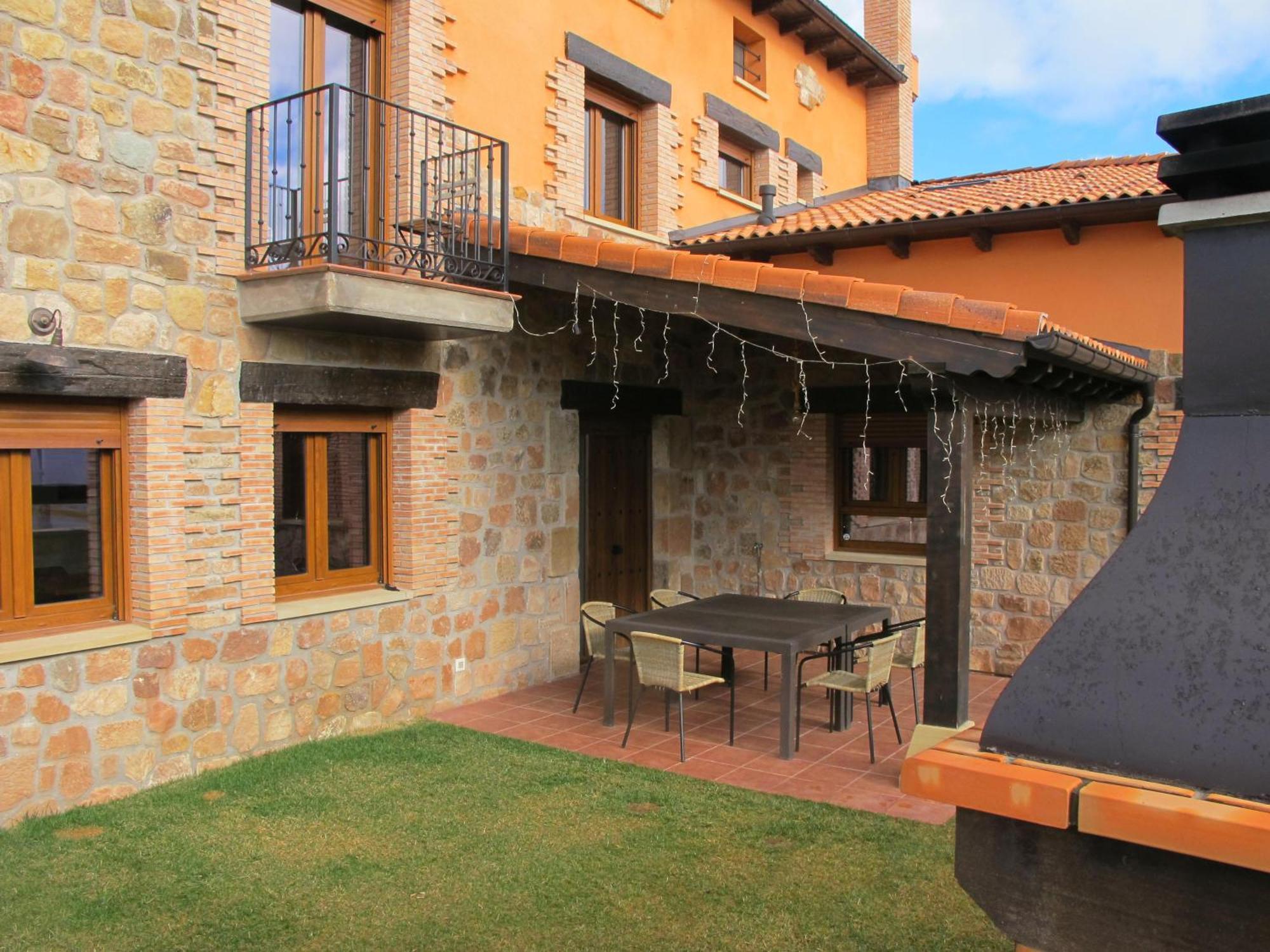 Holiday home La Traviesa De La Demanda Cabezon de la Sierra